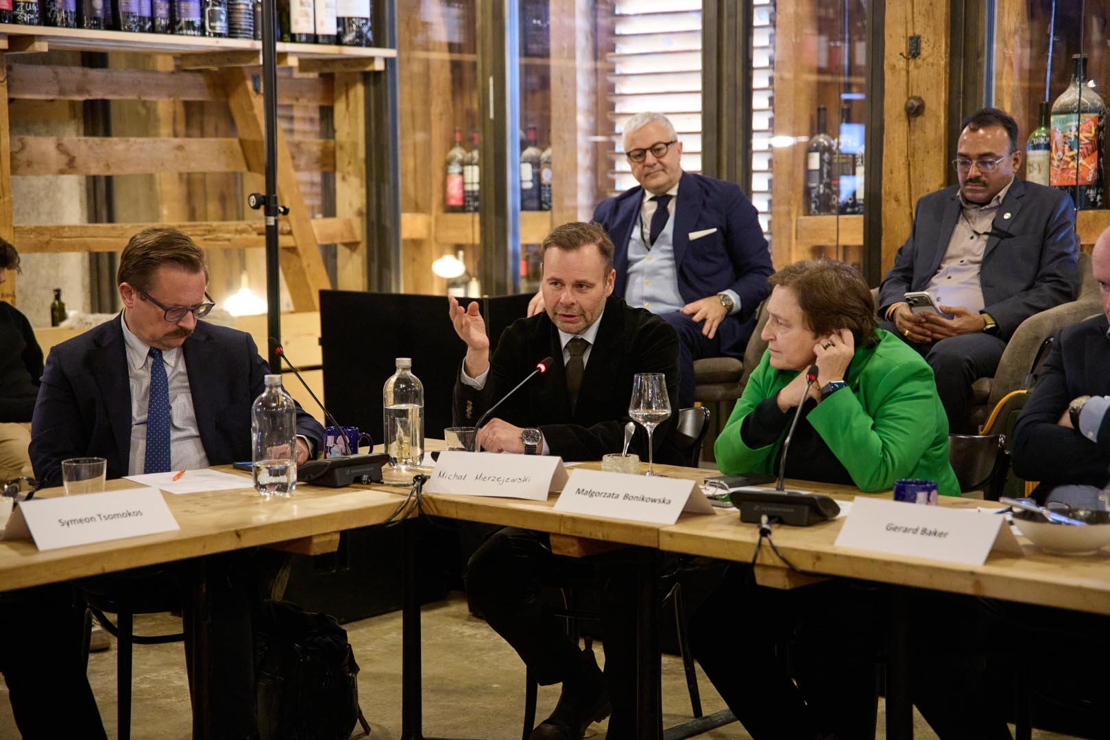 Delphi Roundtable at Davos 22